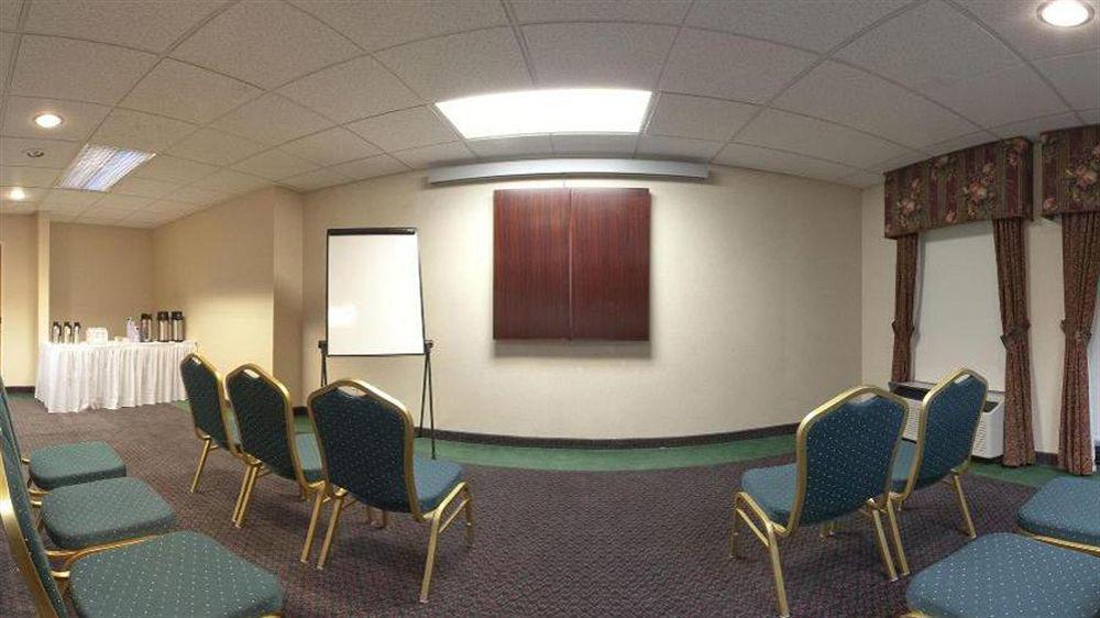 Holiday Inn Express & Suites Allentown-Dorney Park Area By Ihg Eksteriør billede