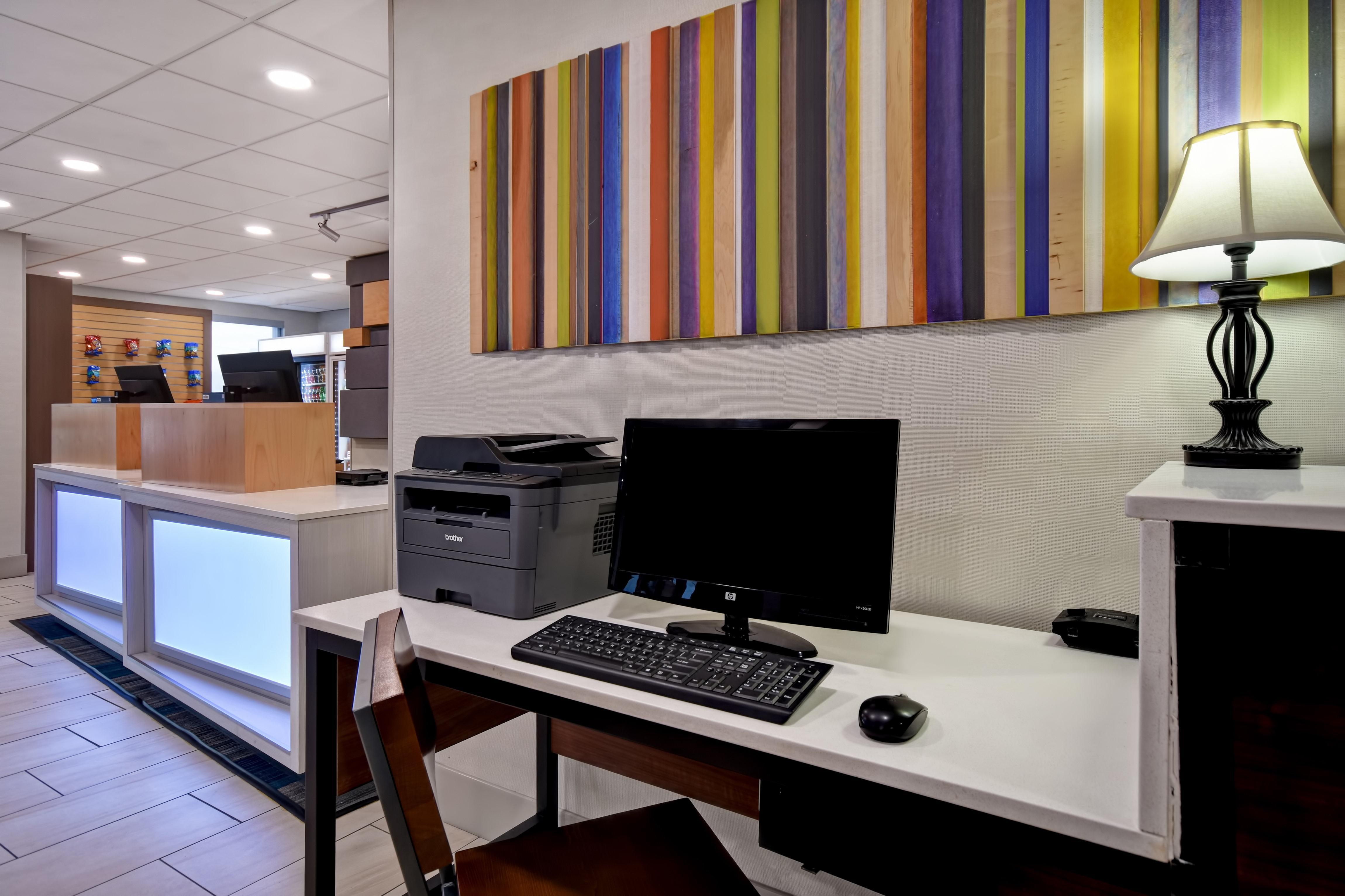 Holiday Inn Express & Suites Allentown-Dorney Park Area By Ihg Eksteriør billede