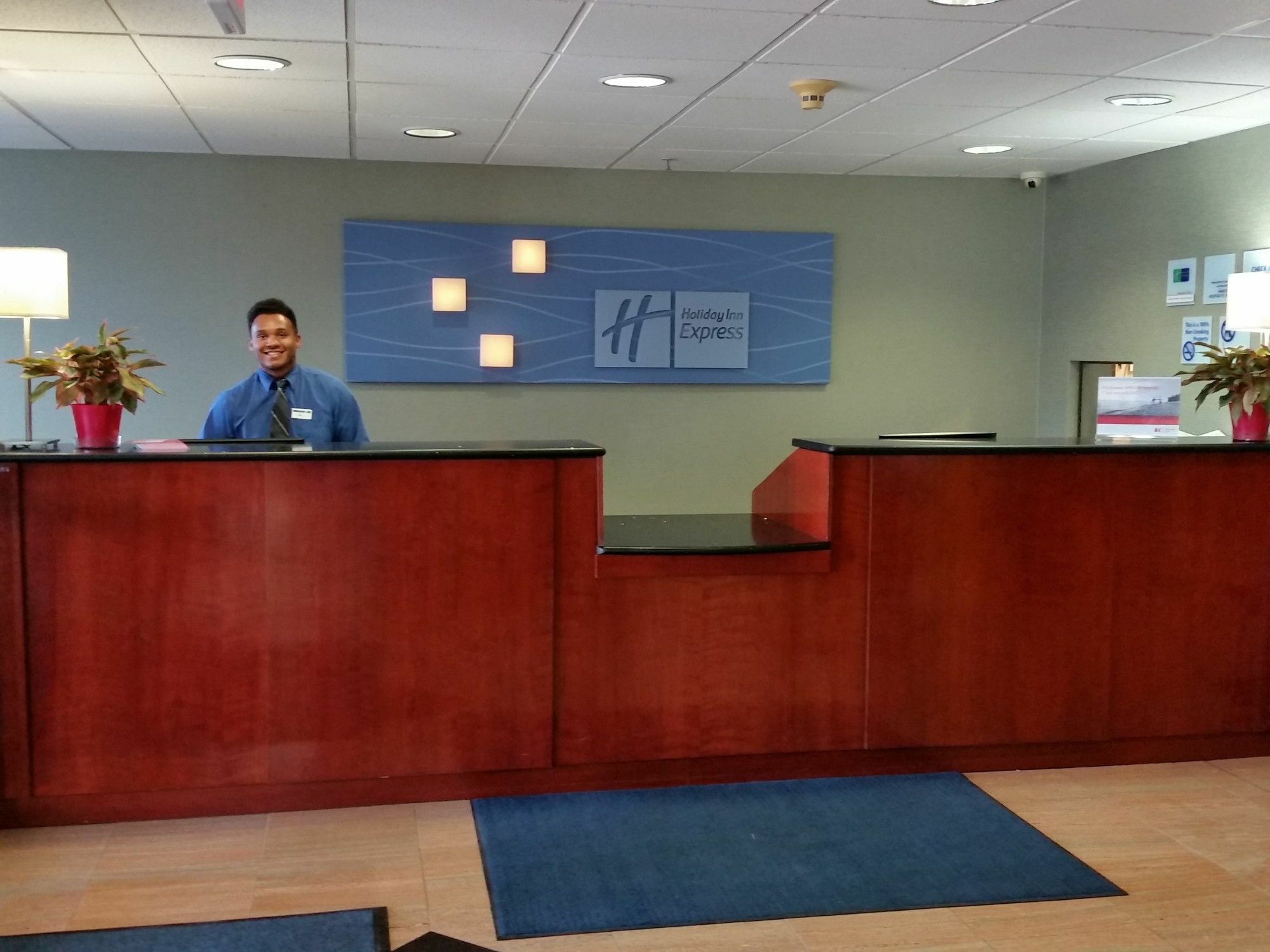 Holiday Inn Express & Suites Allentown-Dorney Park Area By Ihg Eksteriør billede
